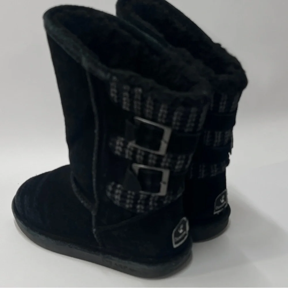 Bear paw Girls Size 1 Black Fur Lined Black Winter Boots